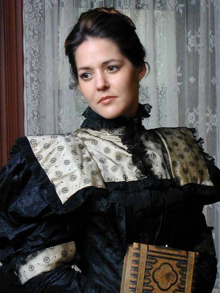 18.jpg (42865 bytes)