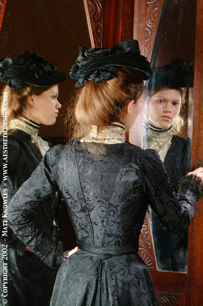 45.jpg (61970 bytes)