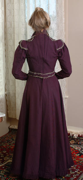 55.jpg (30100 bytes)