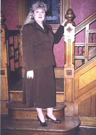 a2.jpg (22671 bytes)