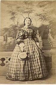 b3.jpg (13681 bytes)